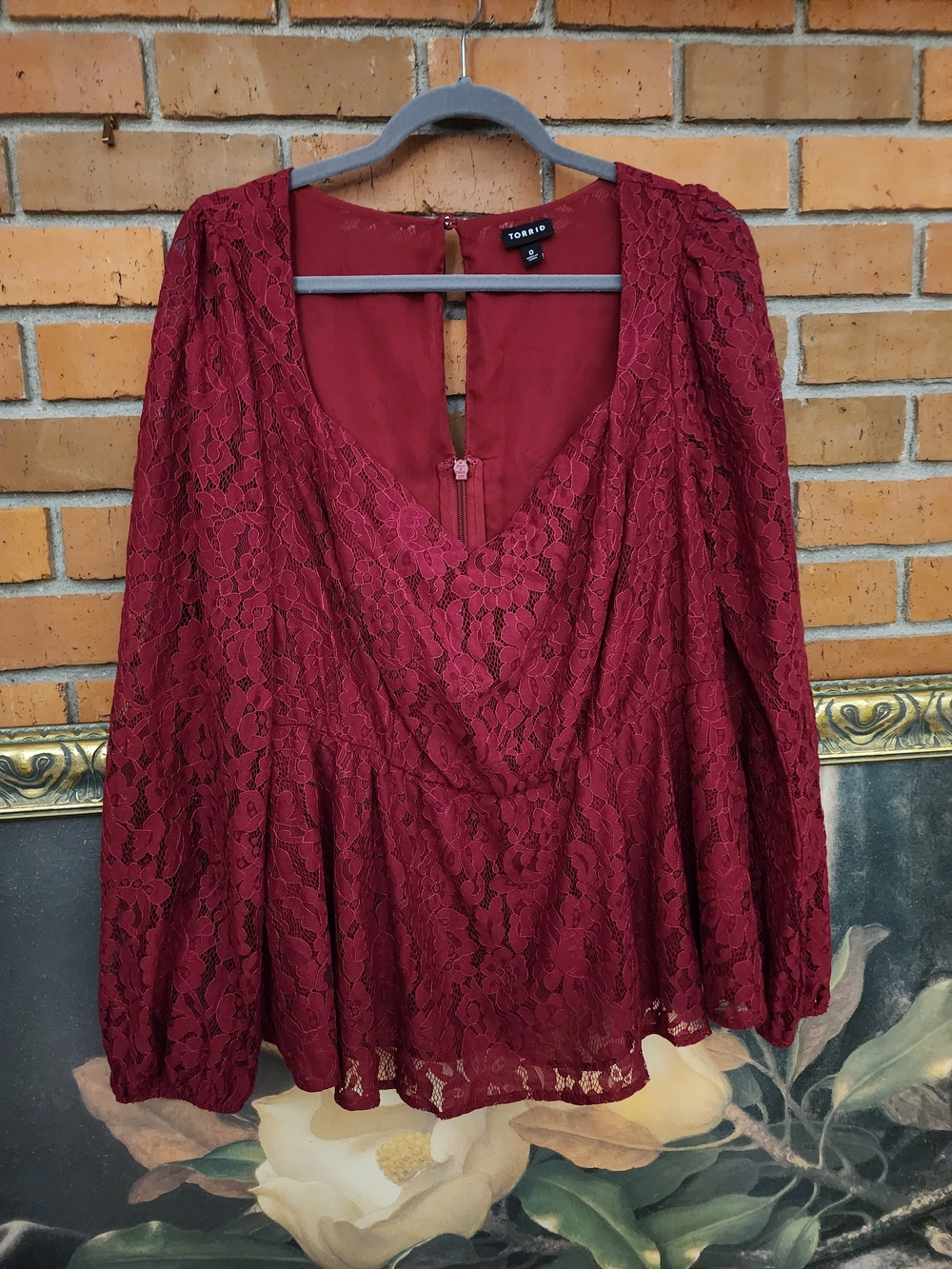 torrid Burgundy Lace V-Neck Peplum Blouse Size 0 (2X)